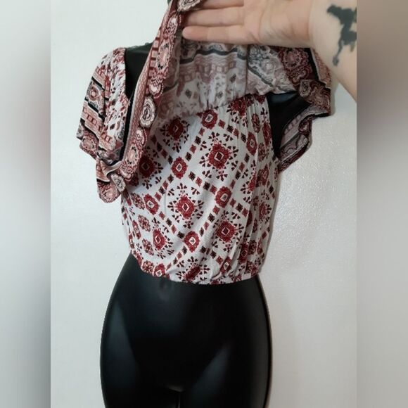 Bella Tweed layered off shoulder crop top - Picture 2 of 4